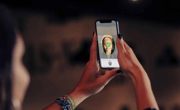 Veridas-face-authentication-native-onboarding-woman-1